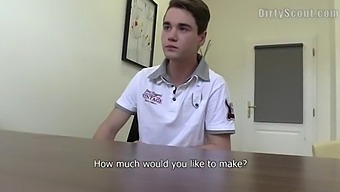 Straight Guy Gets A Dirty Blowjob From A Hidden Camera