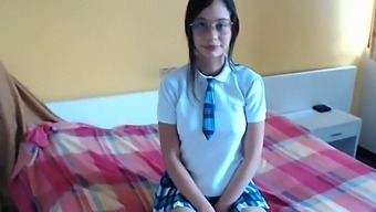 My Hidden Camera Captures My Cousin'S Schoolgirl Antics And Leads To Oral Pleasure