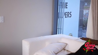 Massage Therapist'S Favorite Client Returns For Round 4