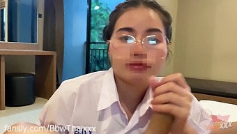 Hd Porn Video Of A Cute Teen'S Wild Cosplay Encounter At A High School Reunion